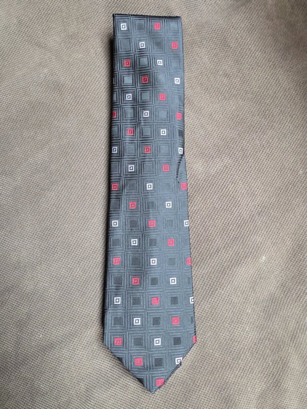 NWT MICHAEL Michael Kors Geometric Print Silk Tie